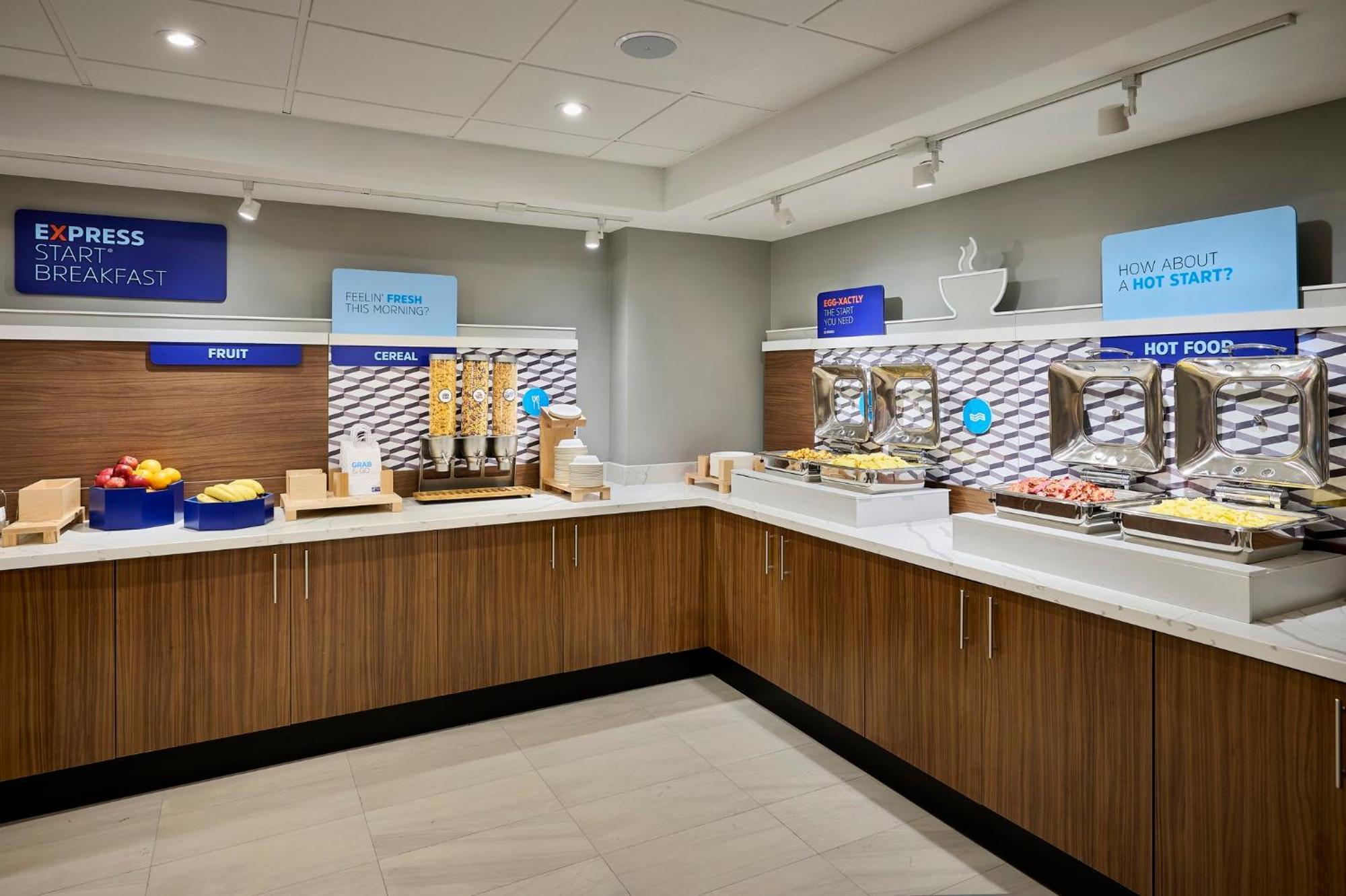 Holiday Inn Express & Suites Kitchener Southeast By Ihg Exterior photo