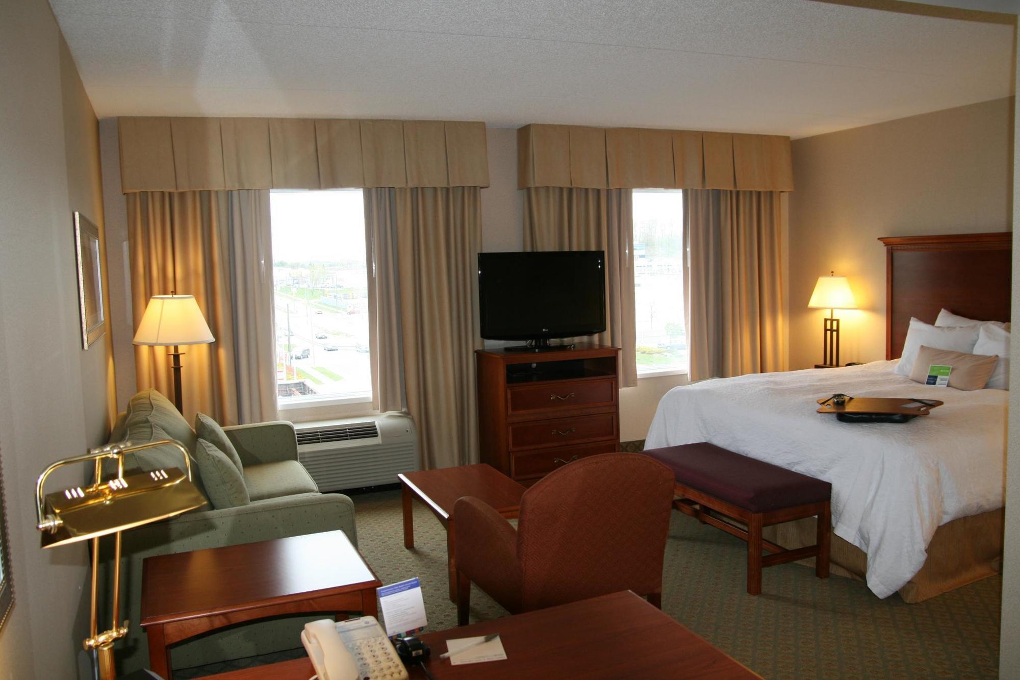 Holiday Inn Express & Suites Kitchener Southeast By Ihg Room photo