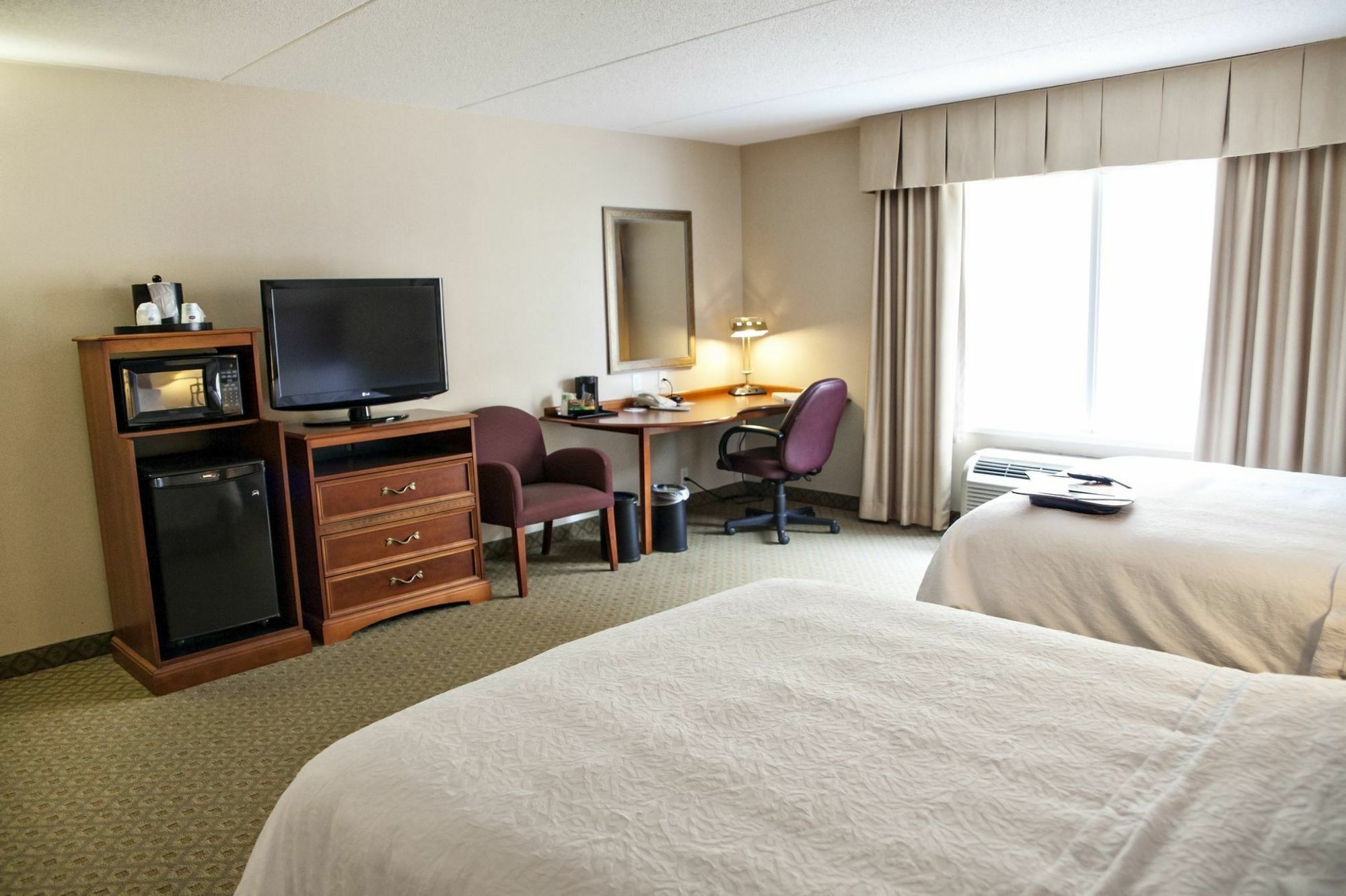 Holiday Inn Express & Suites Kitchener Southeast By Ihg Exterior photo